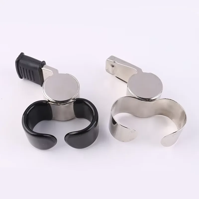 Quais são as características dos apitos de metal?