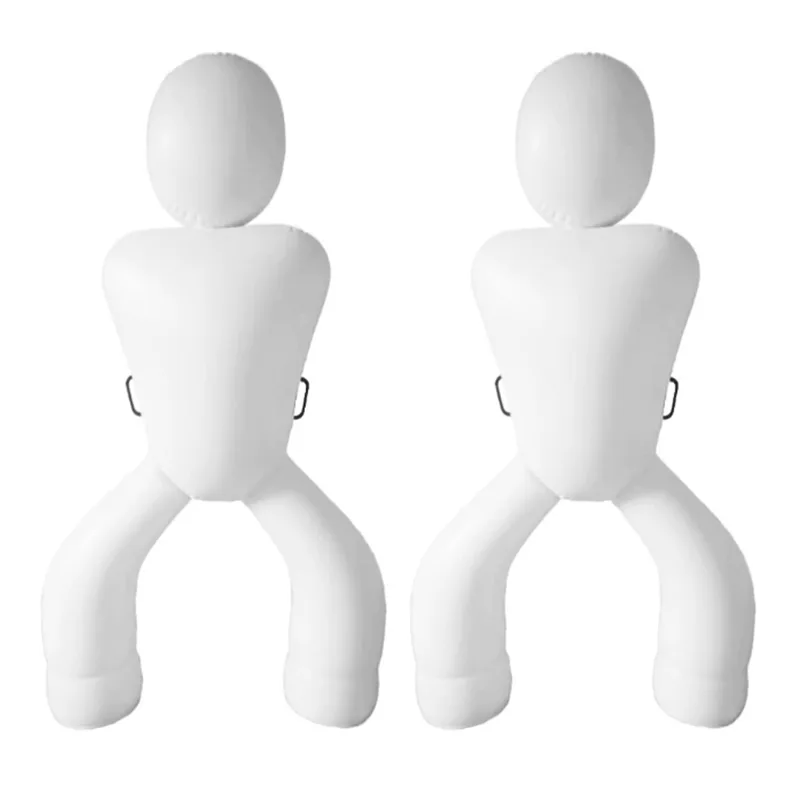 Boneco de futebol inflável